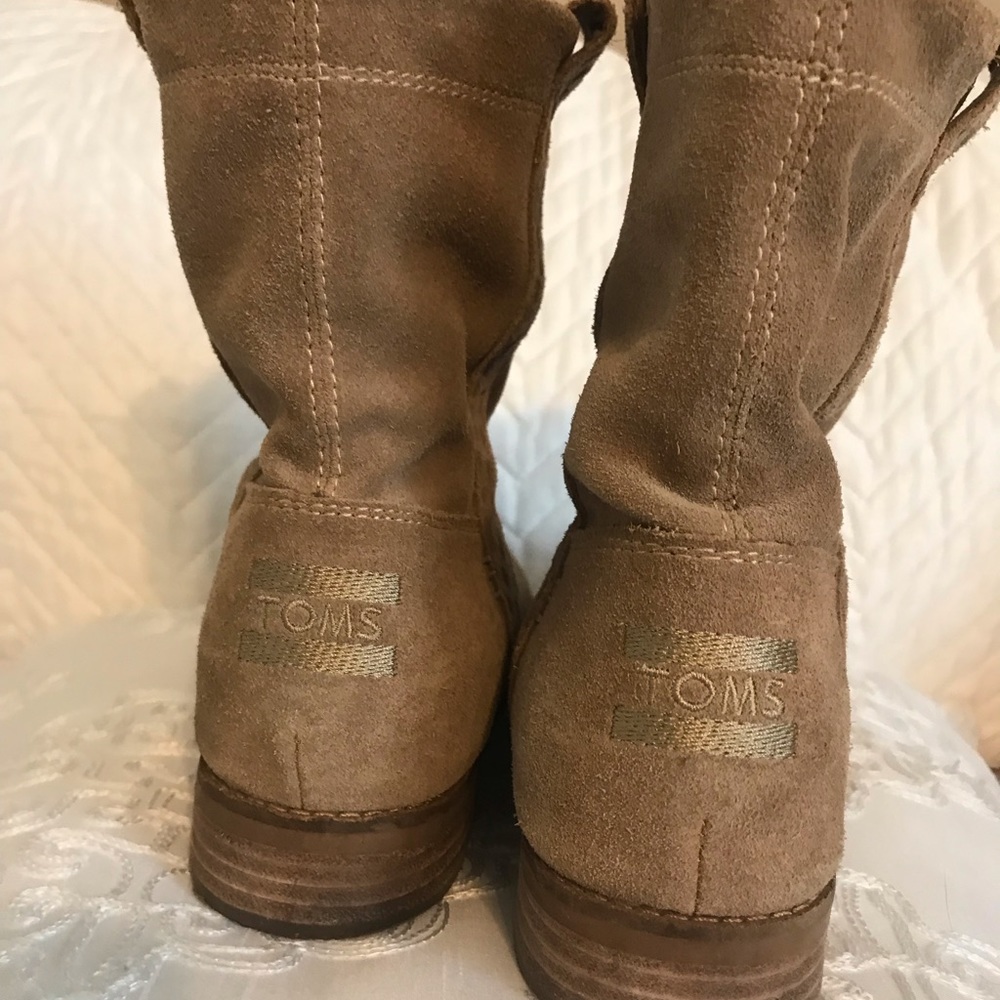 Toms booties - Picture 3 of 3